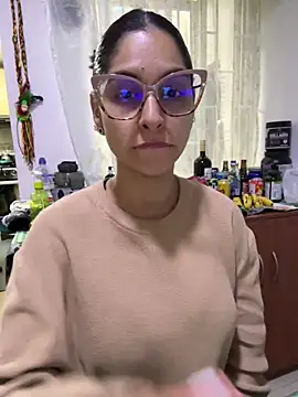 charlotte stevenss  online show from 01.30.25