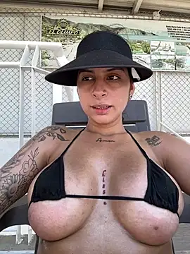 charlotte stevenss  online show from 02.09.25