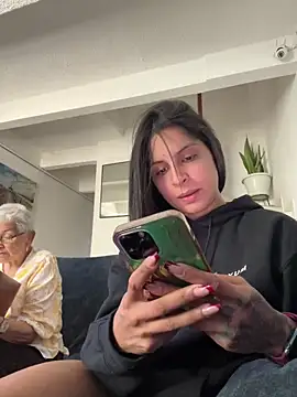 charlotte stevenss  online show from 03.03.25