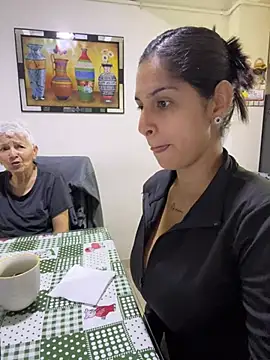 charlotte stevenss  online show from 03.06.25