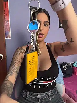 charlotte stevenss  online show from 10.10.25