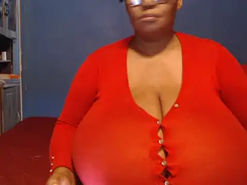 CUTEFIRMMELONSS online show from 02.05.25