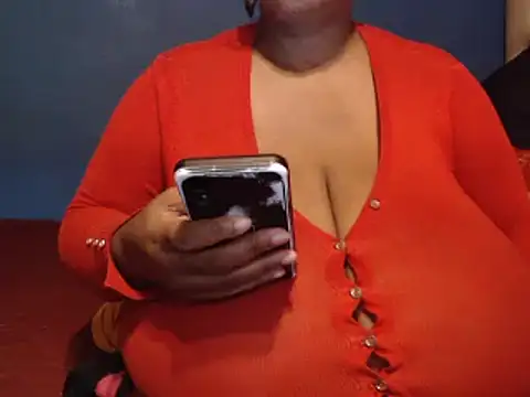 CUTEFIRMMELONSS online show from 02.11.25