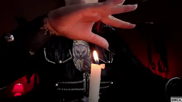 Snapshot of Amanita__Pantherina chatting on 11.12.25 Amanita Pantherina online show from 11.12.25