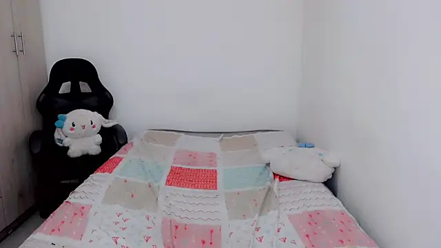 Youlittlepervertt  online show from 10.16.25