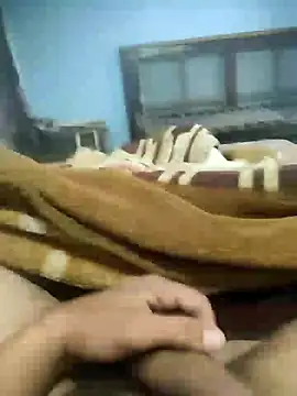 Snapshot of Deshilund9 chatting on 12.07.24 Deshilund9 online show from 12.07.24