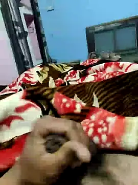 Snapshot of Deshilund9 chatting on 12.31.24 Deshilund9 online show from 12.31.24