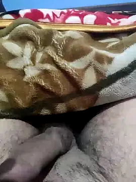 Snapshot of Deshilund9 chatting on 01.19.25 Deshilund9 online show from 01.19.25