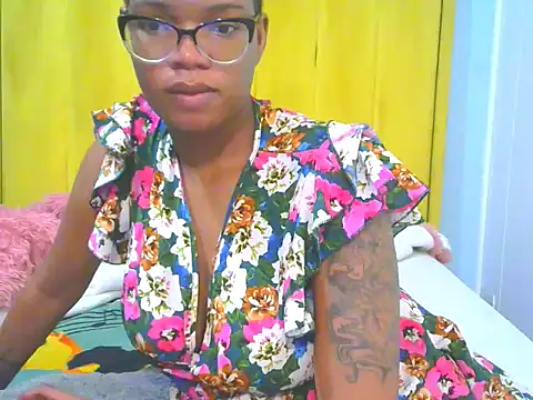 Snapshot of BLAQ-DIAMOND31 chatting on 12.04.25 BLAQ-DIAMOND31 online show from 12.04.25