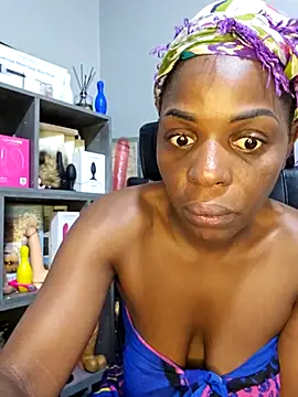 Snapshot of Shaniko89 chatting on 02.27.26 Shaniko89 online show from 02.27.26