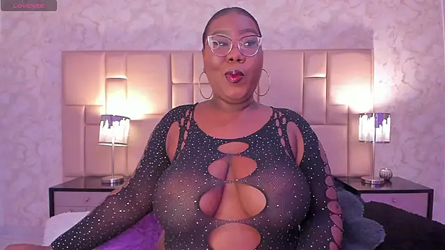 Darnellqueen online show from 12.06.24