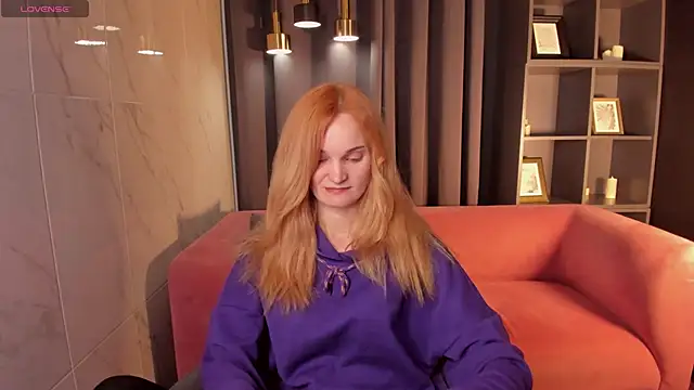 SaraSubtlety online show from 12.03.25