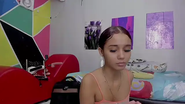 MarianaManzur online show from 01.27.25