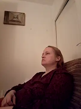 Snapshot of She-devilx chatting on 12.21.24 She-devilx online show from 12.21.24