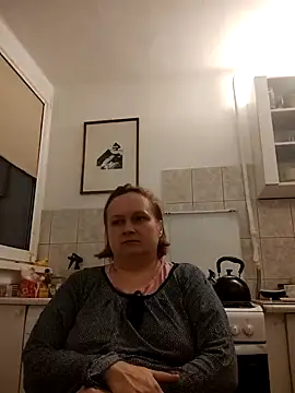 Snapshot of She-devilx chatting on 12.22.24 She-devilx online show from 12.22.24