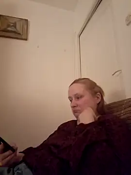 Snapshot of She-devilx chatting on 12.31.24 She-devilx online show from 12.31.24