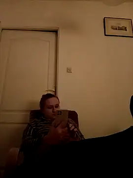 Snapshot of She-devilx chatting on 01.08.25 She-devilx online show from 01.08.25