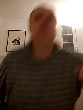 Snapshot of She-devilx chatting on 02.12.25 She-devilx online show from 02.12.25