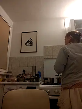 Snapshot of She-devilx chatting on 02.17.25 She-devilx online show from 02.17.25