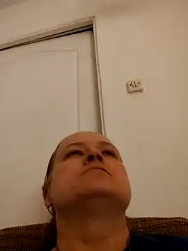 Snapshot of She-devilx chatting on 03.19.25 She-devilx online show from 03.19.25