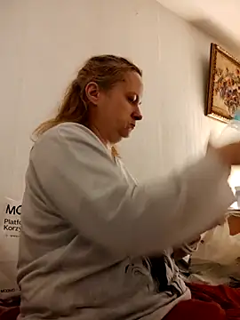 Snapshot of She-devilx chatting on 11.14.25 She-devilx online show from 11.14.25