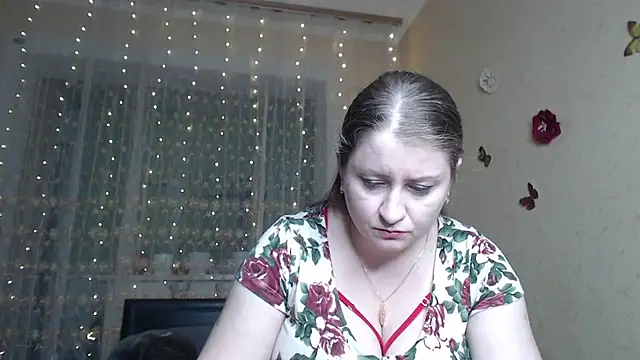 Snapshot of CumCpl chatting on 02.21.26 CumCpl online show from 02.21.26