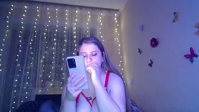 Snapshot of CumCpl chatting on 03.08.26 CumCpl online show from 03.08.26