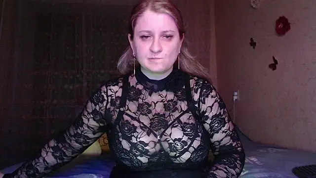 Snapshot of CumCpl chatting on 03.16.26 CumCpl online show from 03.16.26