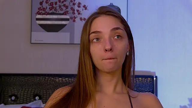 VirginieCruz online show from 02.01.25