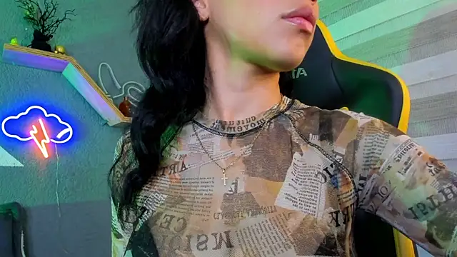 Marcelinee   online show from 01.27.25