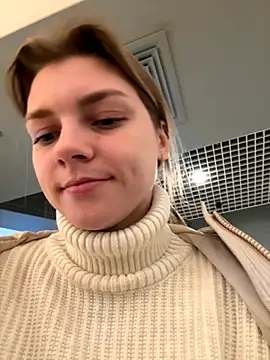 Snapshot of ValenciaShock chatting on 11.05.25 ValenciaShock online show from 11.05.25