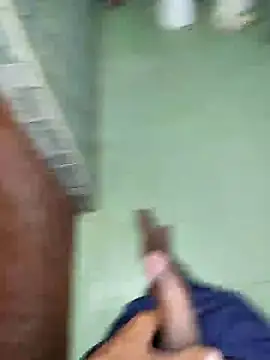 Snapshot of yo19boy chatting on 12.12.24 yo19boy online show from 12.12.24