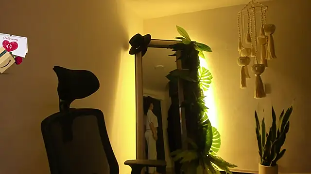 Mala Bad online show from 02.10.25