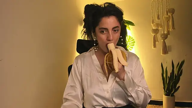 Mala Bad online show from 02.11.25