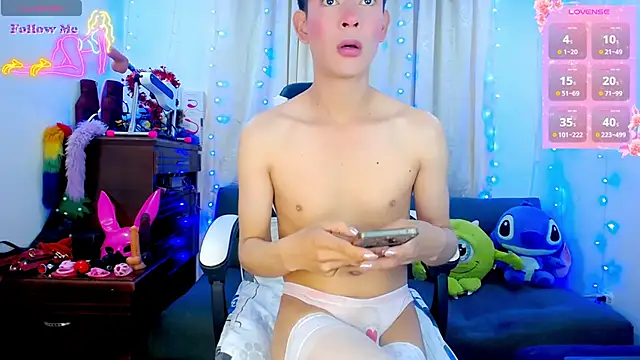 Aleexx    online show from 11.04.25