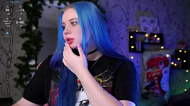 Moon Valkyrie online show from 12.25.24