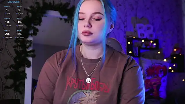 Moon Valkyrie online show from 01.23.25