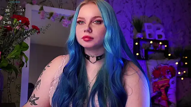 Moon Valkyrie online show from 02.14.25