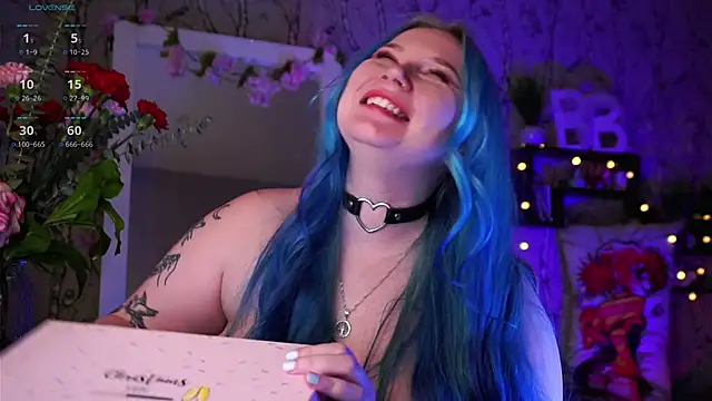 Moon Valkyrie online show from 02.14.25