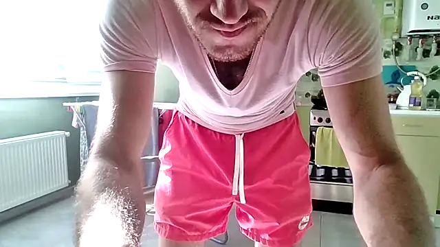 Snapshot of SexSanich chatting on 09.21.25 SexSanich online show from 09.21.25