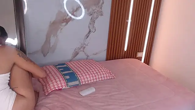 mary live online show from 09.25.25