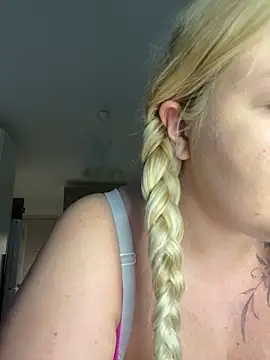 OdriOlsens online show from 12.13.24