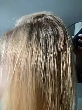 OdriOlsens online show from 02.27.25