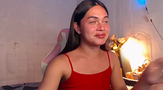 Snapshot of Ashely_Lewis chatting on 12.13.24 Ashely Lewis online show from 12.13.24