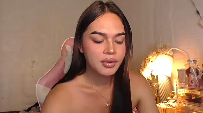 Snapshot of Ashely_Lewis chatting on 01.17.25 Ashely Lewis online show from 01.17.25