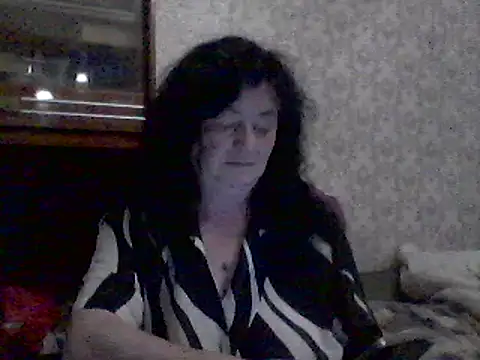 GypsiQueen2 online show from 03.17.25