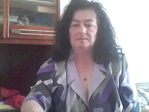GypsiQueen2 online show from 03.20.25