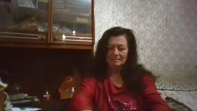 GypsiQueen2 online show from 11.16.25