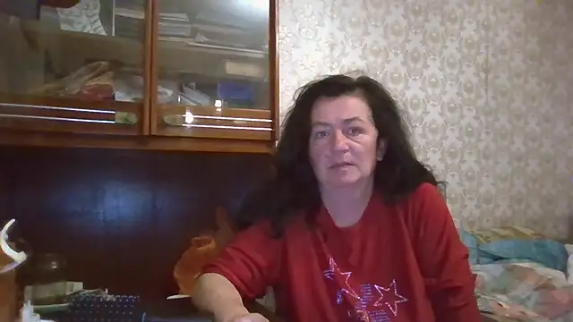 GypsiQueen2 online show from 11.17.25