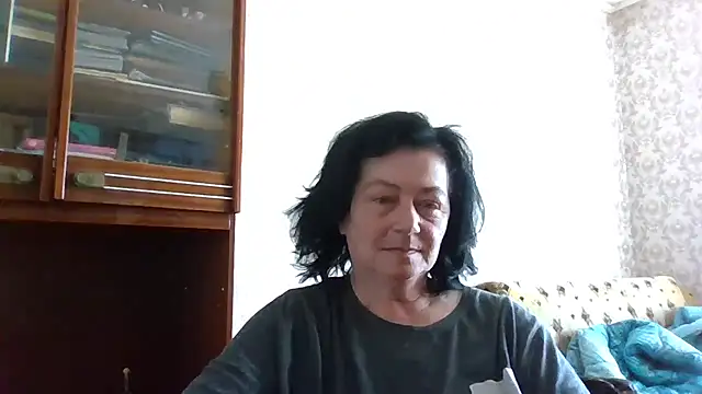 GypsiQueen2 online show from 04.25.26
